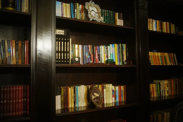 Biblioteca Premierului